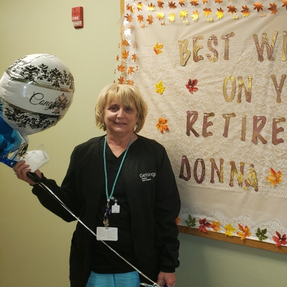 Meet your Posher, Donna - Picture 5 of 6